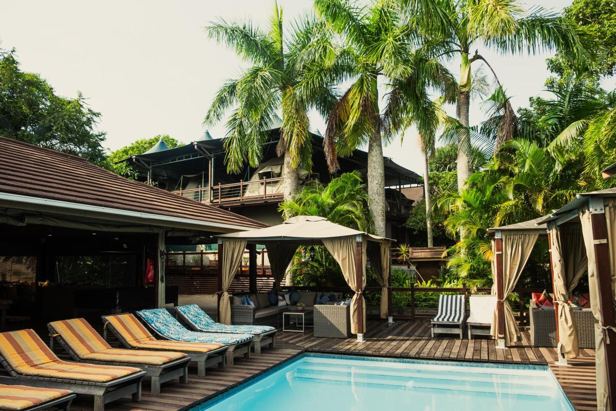 Urban Glamping Tranquil International Backpacking Village St. Lucia Exterior photo